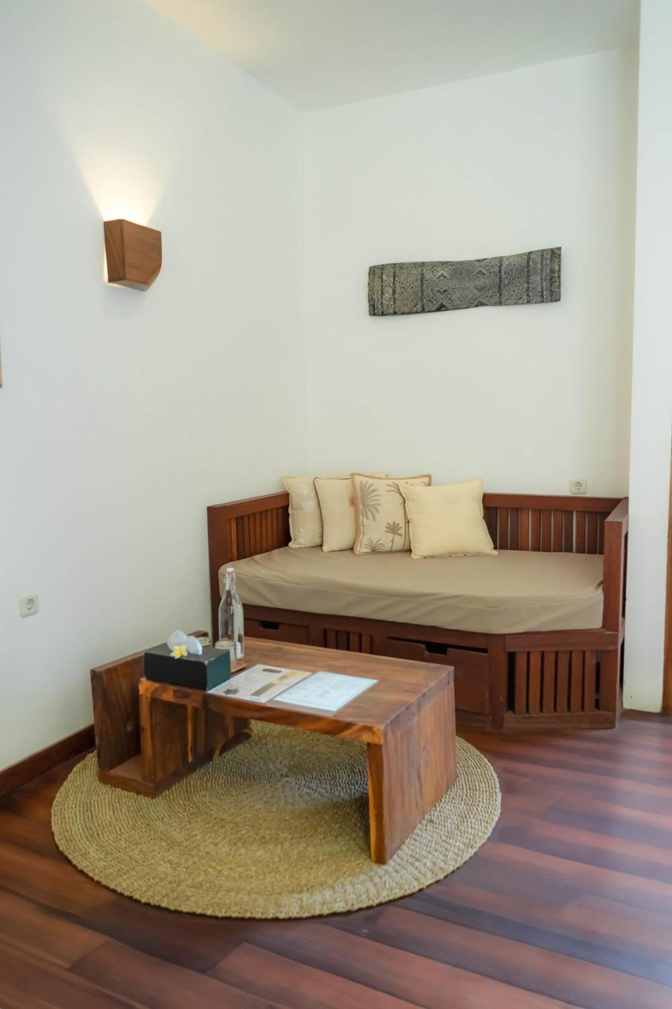 גילי טרוונגן Villa Nero מראה חיצוני תמונה